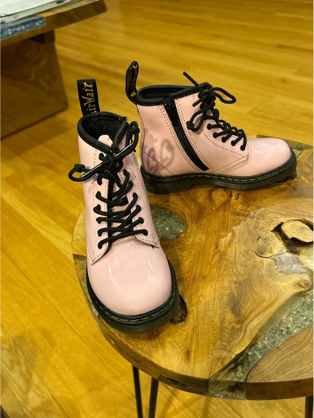 Toddler Dr. Martens Pink Patent Leather Lace-Up Boots with Side Zipper US Sz9